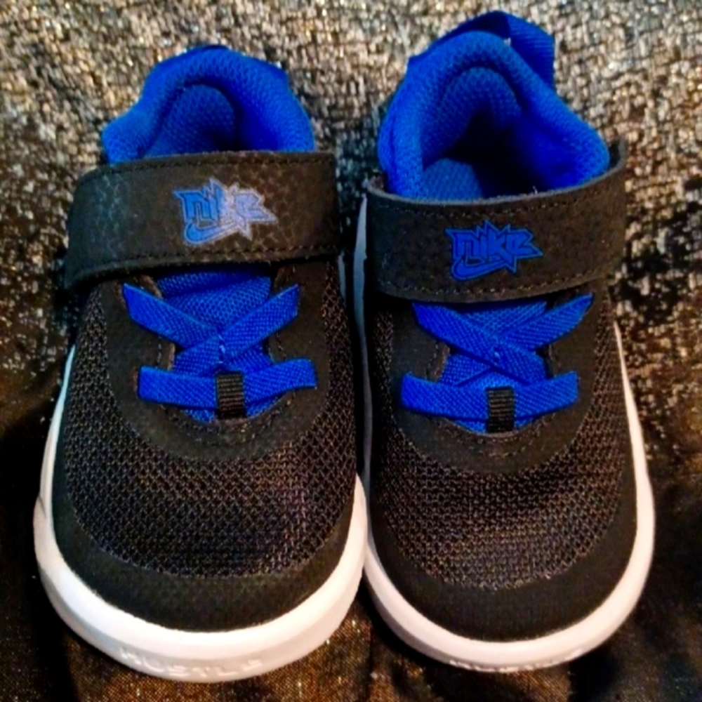 Infant Nike Hustle D10 Shoes